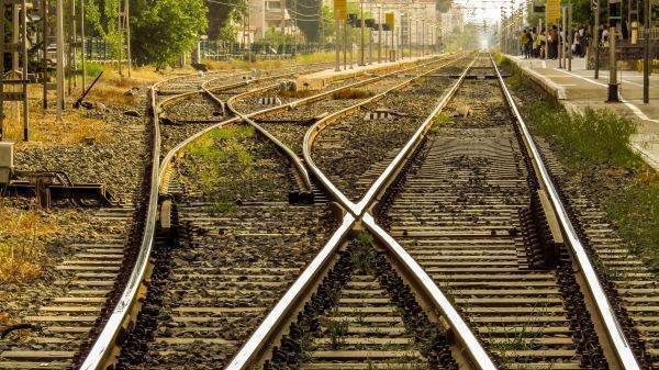 CFR SA: Linia Drobeta Turnu Severin - Caransebeş va fi închisă pentru modernizare